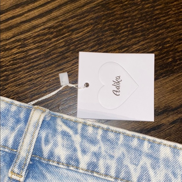 Adika Ripped Jeans - Picture 5 of 7